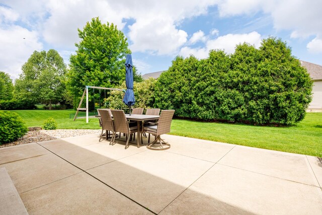 2814 Stevenson Dr, Bloomington, IL 61704 - photo 36