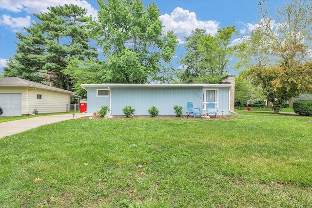 1602 Normandy Dr, Champaign, IL 61821 - view of front of property with a chimney and a front lawn