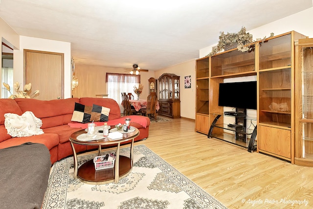 140 Shadowbrook Dr, Capron, IL 61012 - living area featuring wood finished floors and a ceiling fan