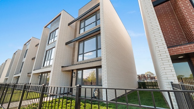 3124 S Benson St Unit 6, Chicago, IL 60608 - view of building exterior