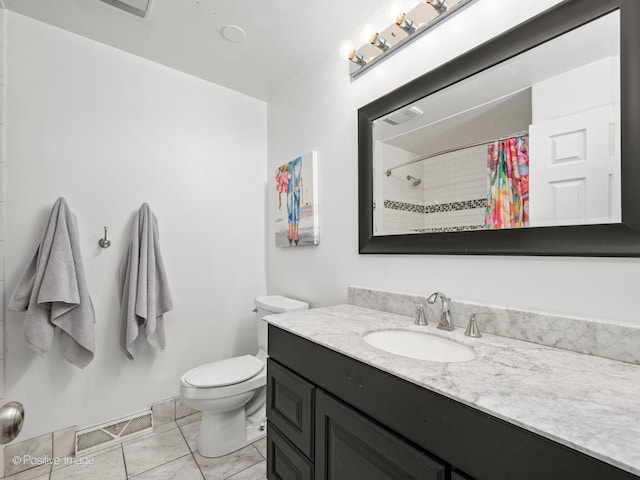 7235 Kiowa Ln, Palos Heights, IL 60463 - full bathroom with vanity, toilet, and a shower with curtain