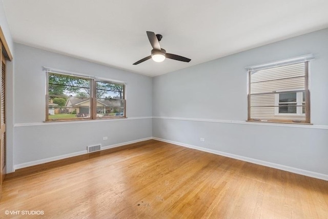 10 N Waverly Pl, Mount Prospect, IL 60056 - unfurnished room featuring light wood-type flooring, baseboards, and a ceiling fan