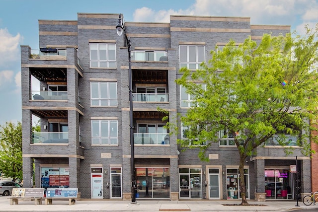 2860 N Milwaukee Ave Unit 2S, Chicago, IL 60618 - view of apartment building / complex