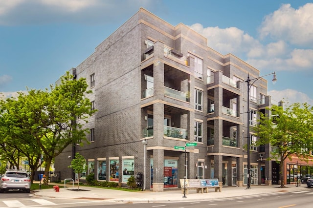 2860 N Milwaukee Ave Unit 2S, Chicago, IL 60618 - view of apartment building / complex