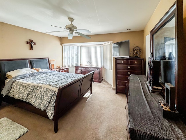 1703 S Ruble St, Chicago, IL 60616 - bedroom featuring light carpet and ceiling fan