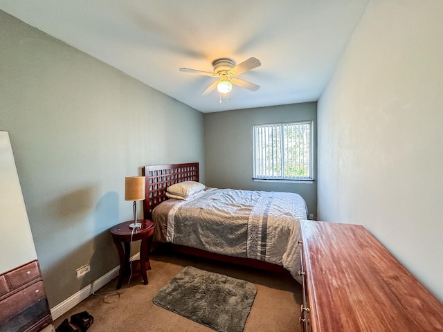 1703 S Ruble St, Chicago, IL 60616 - carpeted bedroom with ceiling fan