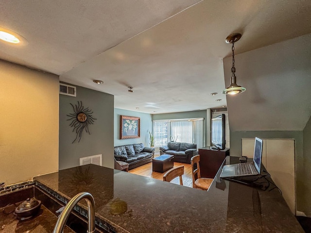 1703 S Ruble St, Chicago, IL 60616 - living area featuring wood finished floors