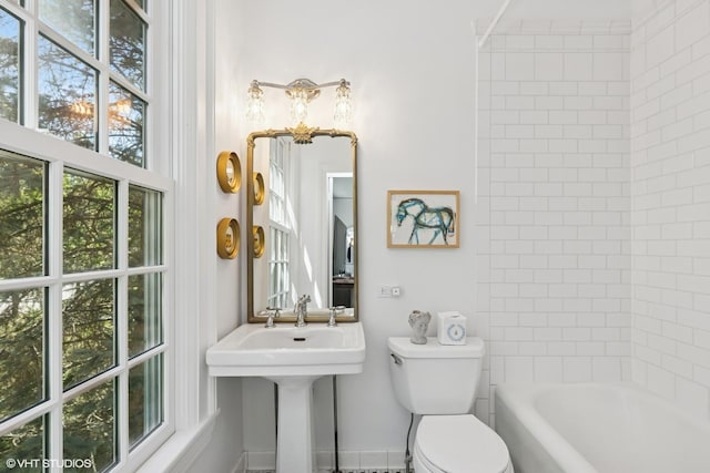 550 Rosemary Rd, Lake Forest, IL 60045 - full bath featuring toilet and shower / bath combination