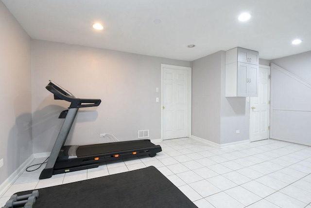 1112 Laurel Ln, Gurnee, IL 60031 - exercise area with recessed lighting, baseboards, and light tile patterned floors