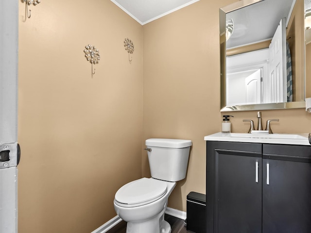 1094 Rainwood Dr, Aurora, IL 60506 - bathroom featuring toilet, crown molding, vanity, and baseboards