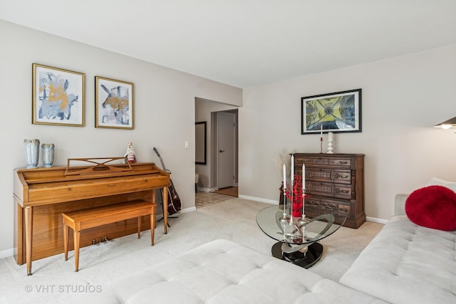 1140 Catalpa Ln, Naperville, IL 60540 - living area with carpet flooring and baseboards