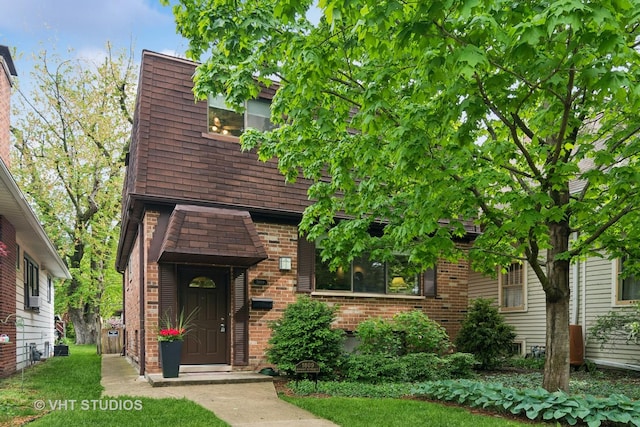 1809 Grant St, Evanston, IL 60201 - view of front of home featuring brick siding