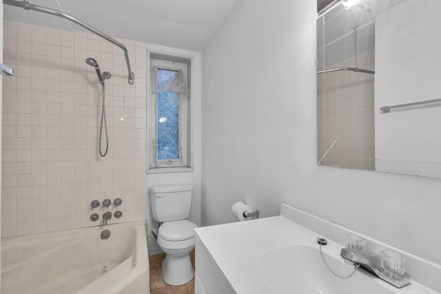 7204 Oak Ave Unit 1Nw, River Forest, IL 60305 - full bath featuring toilet, vanity, and bathing tub / shower combination