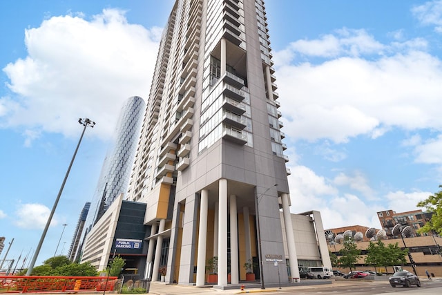737 W Washington Blvd Unit 2702, Chicago, IL 60661 - view of property