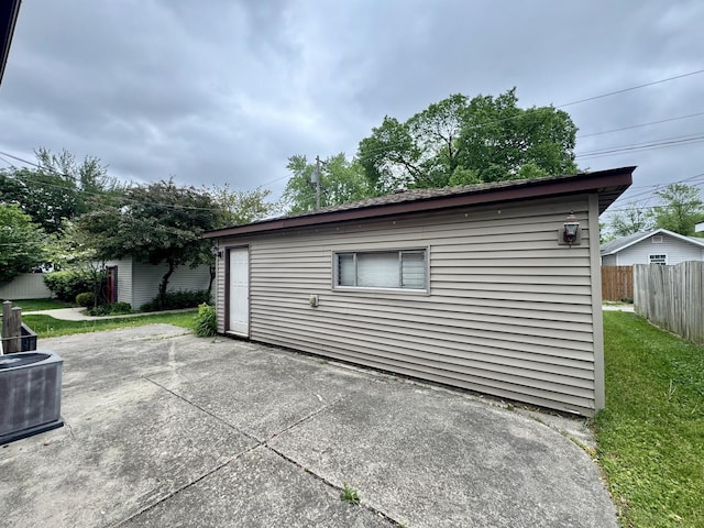 18013 Park Ave, Lansing, IL 60438 - view of outbuilding with central air condition unit