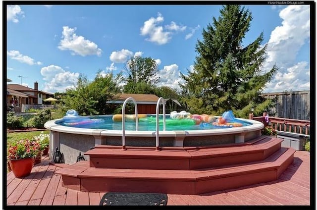 510 W Millns Ct, Addison, IL 60101 - wooden terrace featuring a hot tub