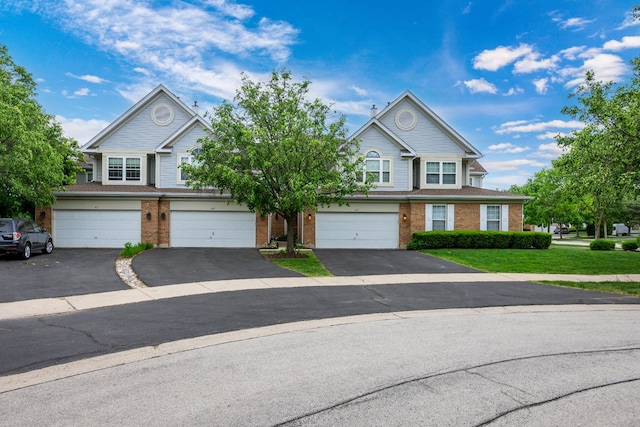 619 Glenwood Ln, Lombard, IL 60148 - photo 1