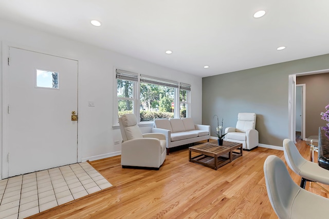 128 8th St, Downers Grove, IL 60515 - living area with light wood-style flooring, recessed lighting, and baseboards