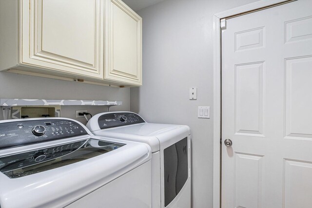 4647 N Thatcher Ave, Norridge, IL 60706 - laundry room featuring washing machine and dryer and cabinet space