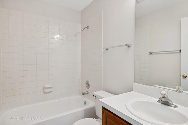 1087 Huntwyck Ct, Elgin, IL 60120 - full bath with vanity and shower / washtub combination