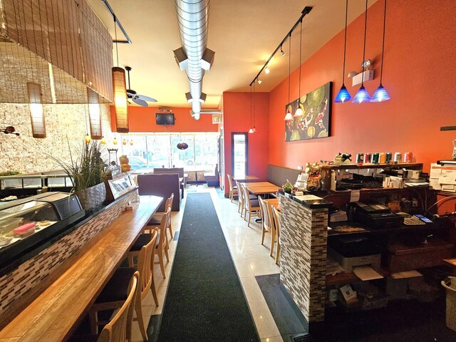 1822-1824 W Addison St, Chicago, IL 60613
