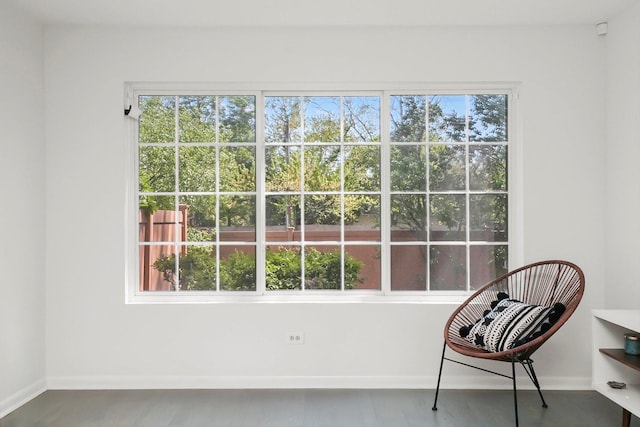 2569 Essex Dr, Northbrook, IL 60062 - sitting room with baseboards