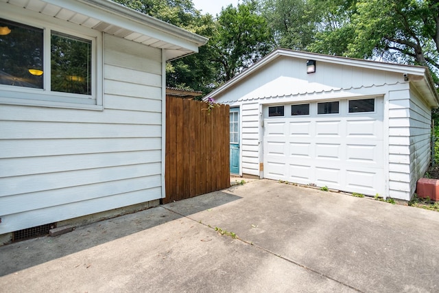 1700 W William St, Champaign, IL 61821 - detached garage with driveway