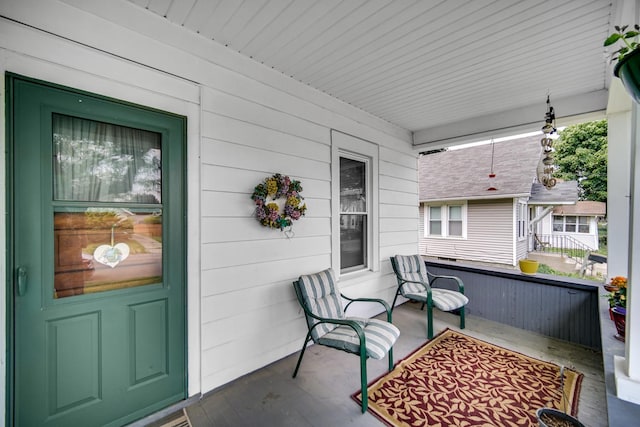 629 S Union St, Aurora, IL 60505 - view of covered porch