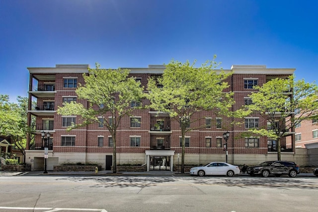 200 N Addison Ave Unit 306, Elmhurst, IL 60126 - view of building exterior