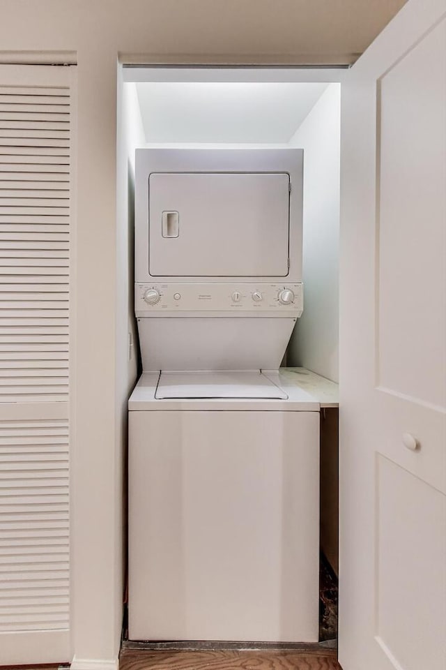 200 N Addison Ave Unit 306, Elmhurst, IL 60126 - laundry room with stacked washer and clothes dryer