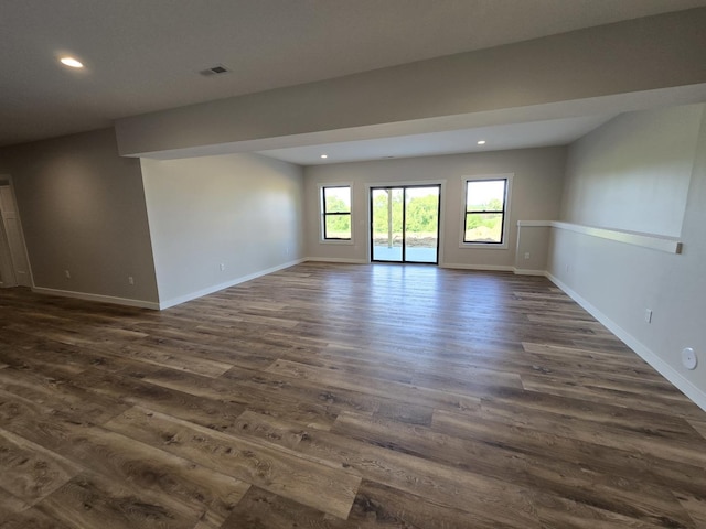 17-95 Lake Carroll Blvd, Lake Carroll, IL 61046 - unfurnished room with dark wood-type flooring, recessed lighting, and baseboards