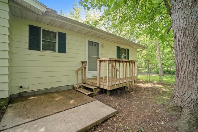 8491 Surrey Cir, Bloomington, IL 61705 - view of deck