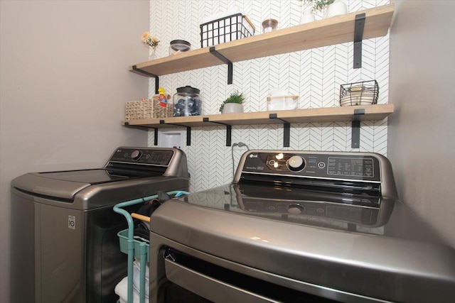 1901 Taos Ln, Volo, IL 60020 - laundry room with washer and dryer