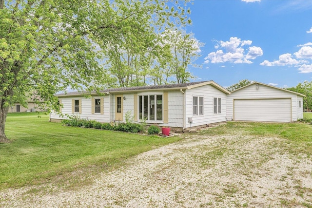 116 Seminole Ln, Loda, IL 60948 - view of front of property featuring an outdoor structure, a front lawn, and a detached garage