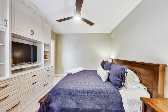 460 W Deming Pl Unit 1E, Chicago, IL 60614 - bedroom with a ceiling fan and baseboards