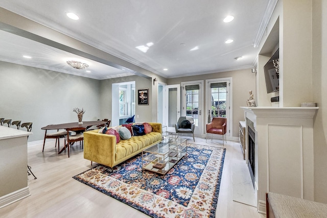 460 W Deming Pl Unit 1E, Chicago, IL 60614 - living room with crown molding, recessed lighting, baseboards, light wood finished floors, and a fireplace
