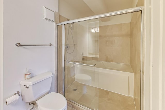 1430 S Michigan Ave Unit 311, Chicago, IL 60605 - bathroom featuring toilet and a shower with shower door