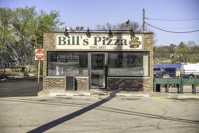 2156 Glacier St, Mundelein, IL 60060 - view of commercial property