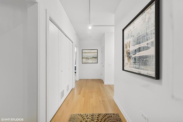 860 W Blackhawk St Unit 2102, Chicago, IL 60642 - hallway with light wood-type flooring and baseboards