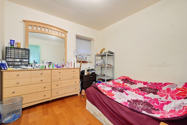 3307 S Wallace St, Chicago, IL 60616 - bedroom featuring wood finished floors and cooling unit
