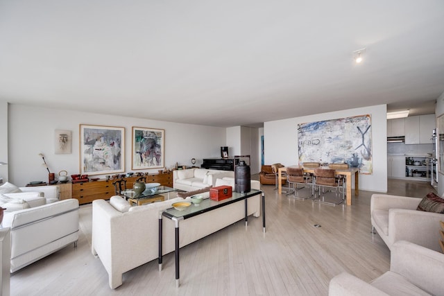 2400 N Lakeview Ave Unit 2803-04, Chicago, IL 60614 - living room with light wood-type flooring