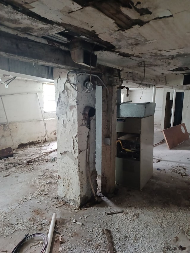 132 W 118th St, Chicago, IL 60628 - view of unfinished below grade area