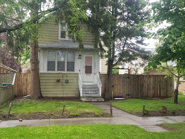2903 Gideon Ave, Zion, IL 60099 - view of front of house with entry steps and roof with shingles