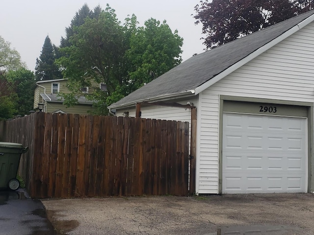 2903 Gideon Ave, Zion, IL 60099 - view of garage