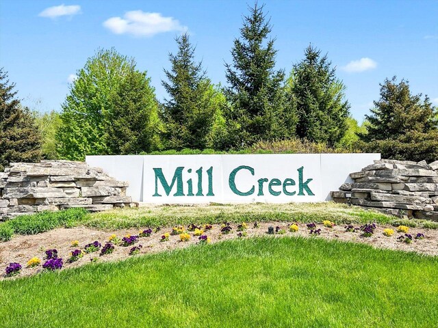 0N296 N Mill Creek Dr, Geneva, IL 60134 - photo 27