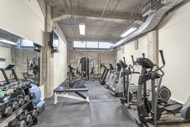 210 S Desplaines St Unit 1102, Chicago, IL 60661 - workout area with healthy amount of natural light
