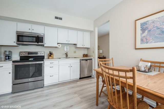 1323 Downs Pkwy Unit 0, Libertyville, IL 60048 - photo 6