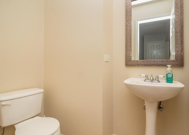 1040 Fairway Dr, Fox Lake, IL 60020 - half bath featuring toilet