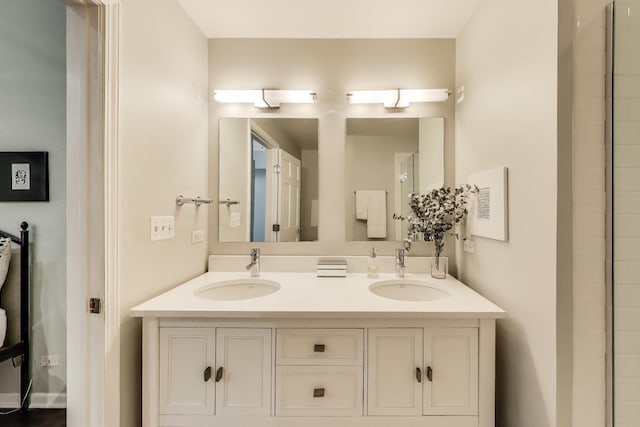1201 W Wrightwood Ave Unit 22, Chicago, IL 60614 - full bath with double vanity