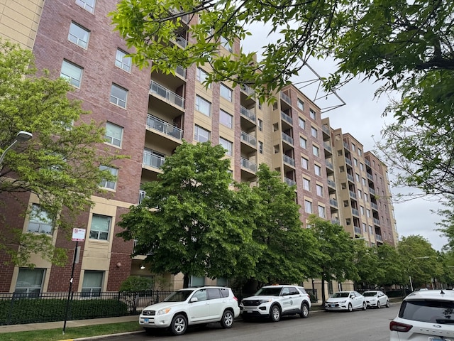 100 N Hermitage Ave Unit 409, Chicago, IL 60612 - view of apartment building / complex